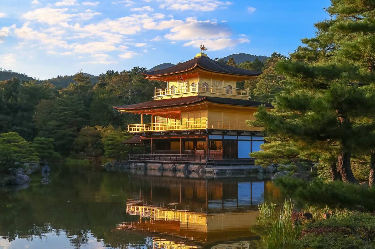 Explore Japan Gallery